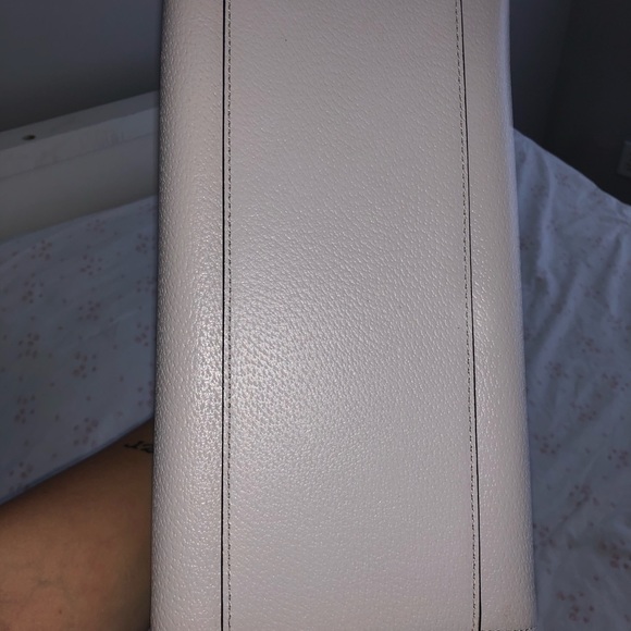 Kate Spade Handbag w/ Shoulder Strap